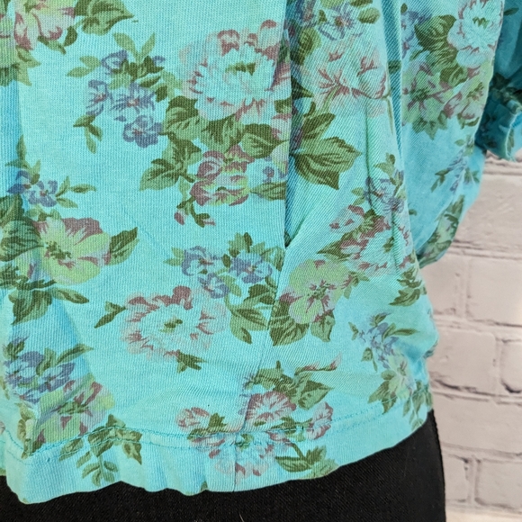 Vintage blue floral cropped top - Picture 4 of 5